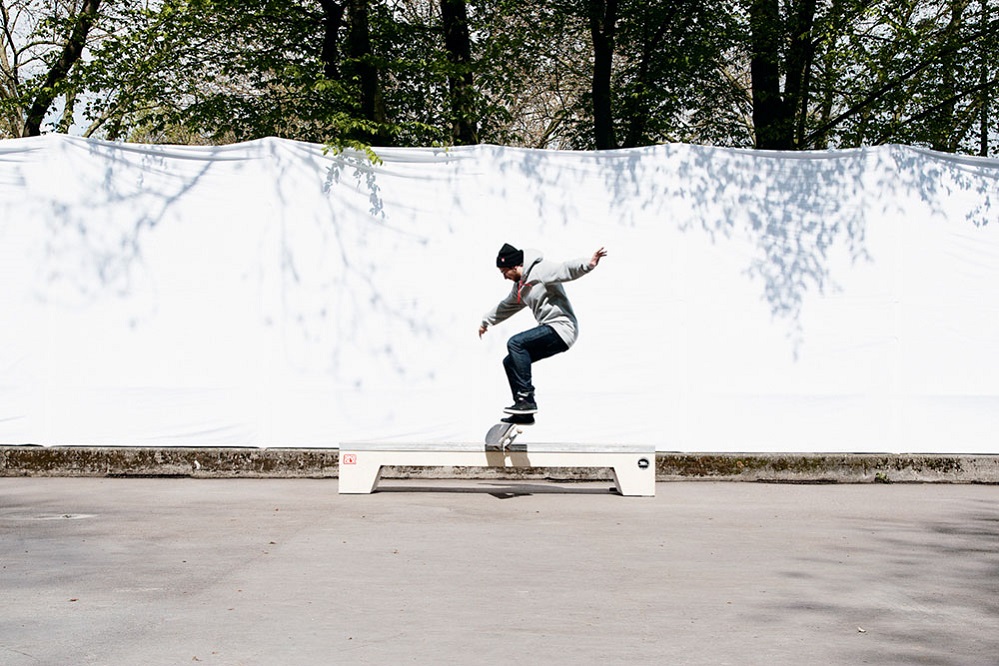 Skateboard Trick Kickflip Noseslide