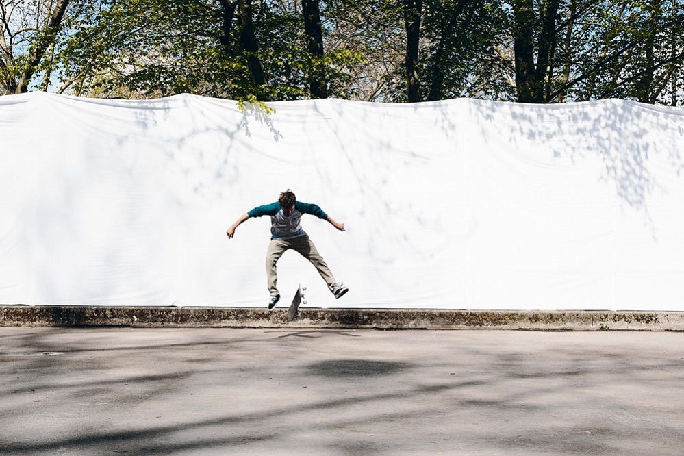 Skateboard Trick Nollie Treflip