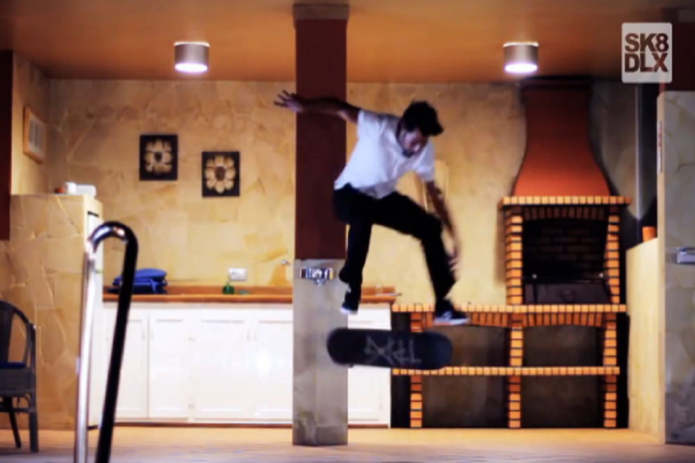 Danny Sommerfeld - Skateboard Trick Fakie Flip