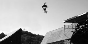 Bob Switch BS Kickflip