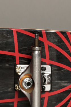 Axle nut losmaken en bearings installeren