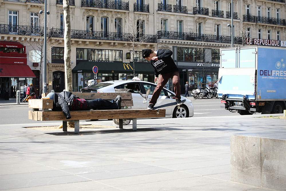 Douwe Macare - BS 180 Fakie Nosegrind Revert - SK8DLX Derby Sweatshirt