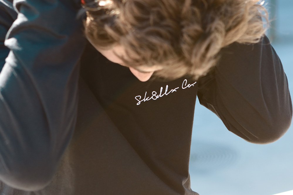 Douwe Macare: SK8DLX PSA Longsleeve