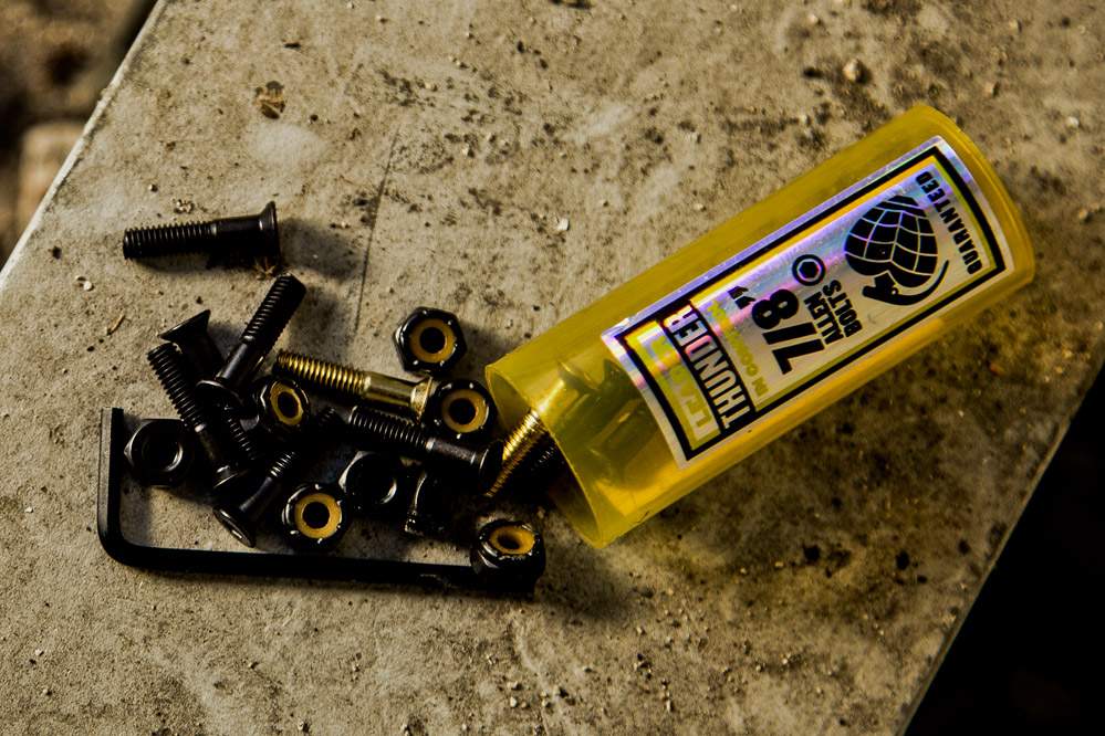 Skateboard Schrauben, Muttern