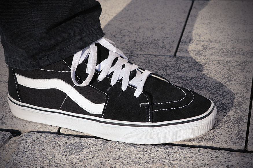 vans sk8 hi black and white on feet