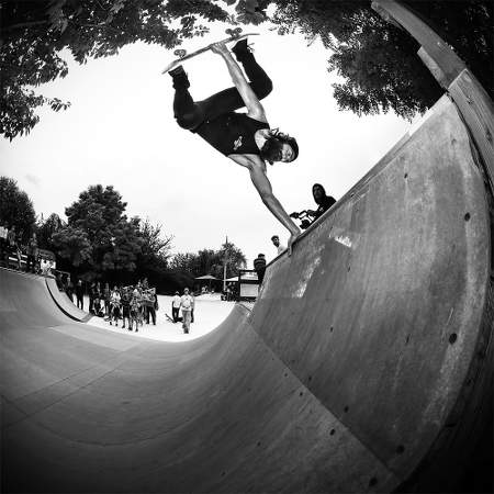 Chris Haslam - Handplant