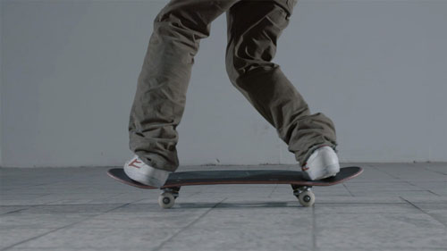 Skateboard Trick BS 180 Heelflip
