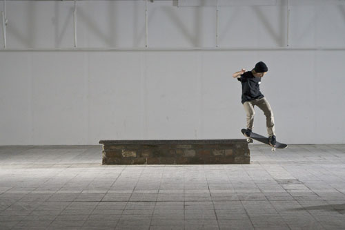 Skateboard Trick BS Smith Grind