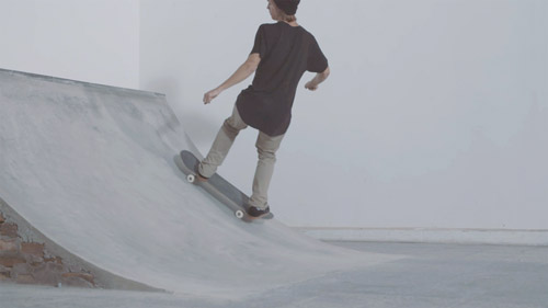 Skateboard Trick FS 50-50 Feet Position