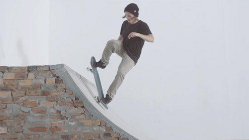 Skateboard Trick FS Disaster