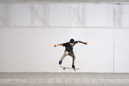 Skateboard Trick FS Pop Shove-It