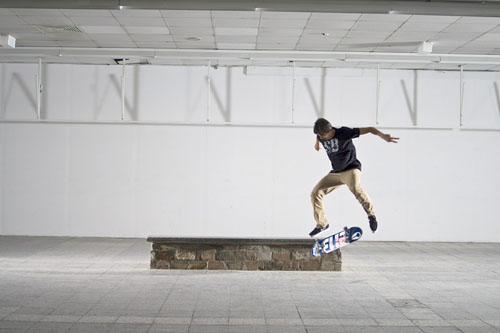 Skateboard Trick Nollie Flip Noseslide