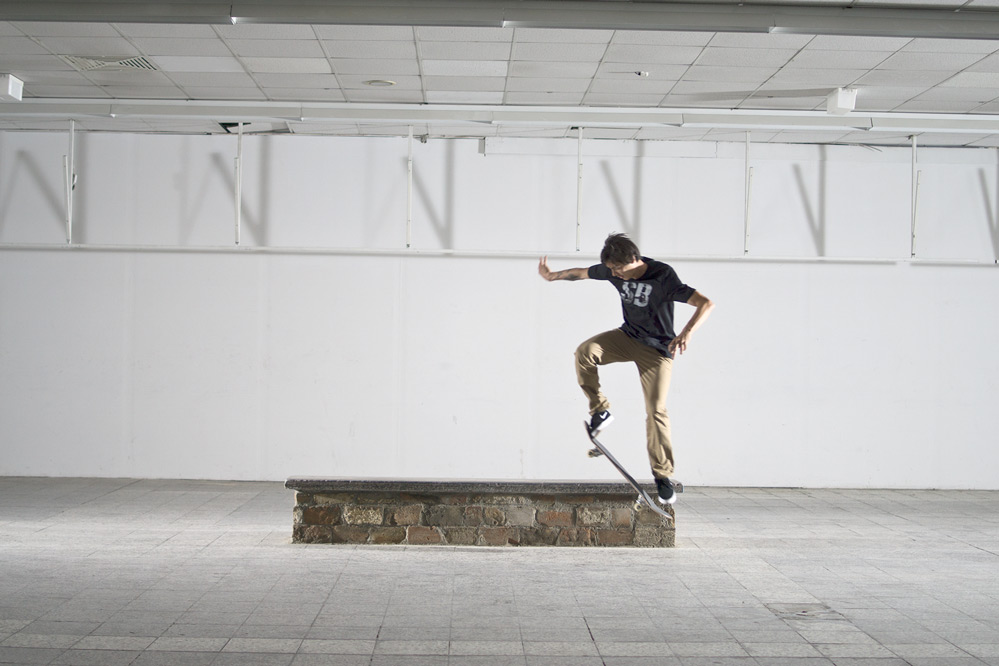 Skateboard Trick 5-0