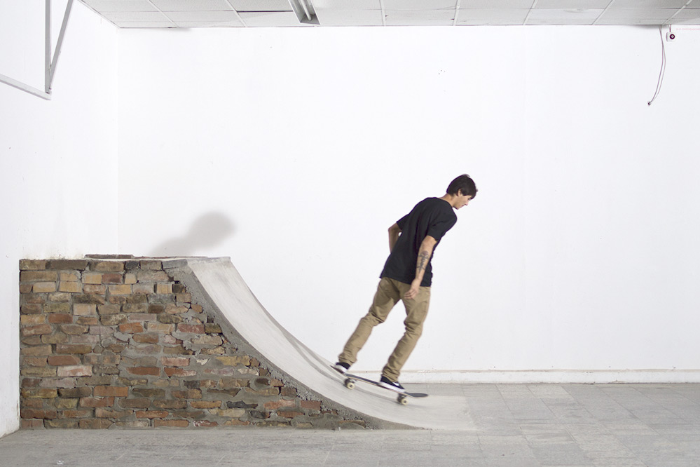 Skateboard Trick Axle Stall