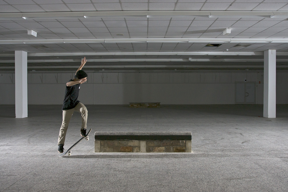 Skateboard Trick BS Boardslide