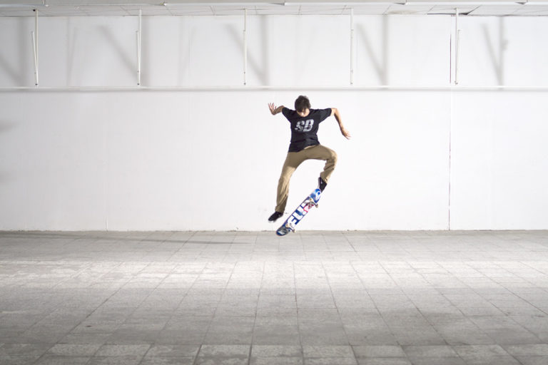 How To Nollie Kickflip & Nollie Heelflip skatedeluxe Blog