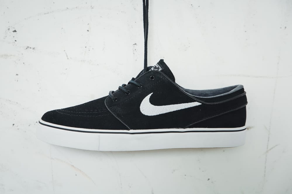 low top skate shoes