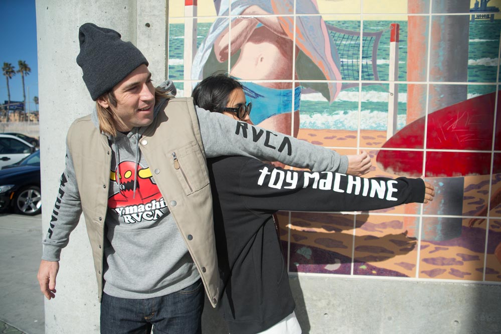 De RVCA x Toy Machine collectie