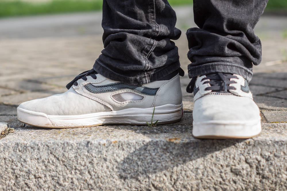 vans ultrarange on feet