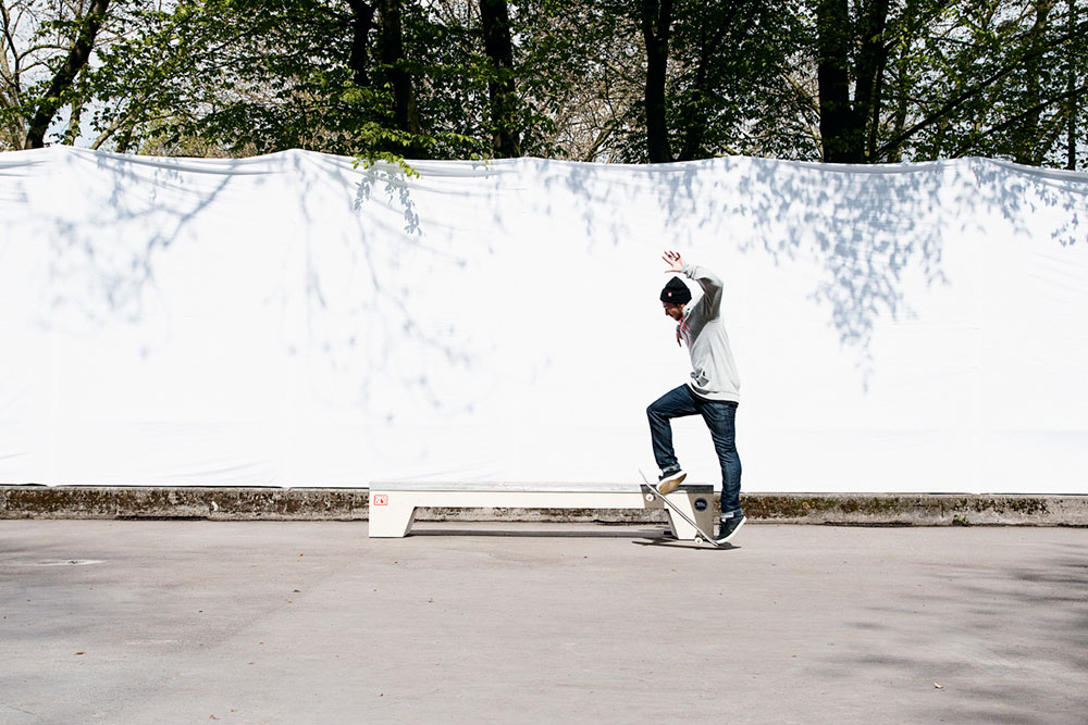 Skateboard Trick Kickflip Noseslide