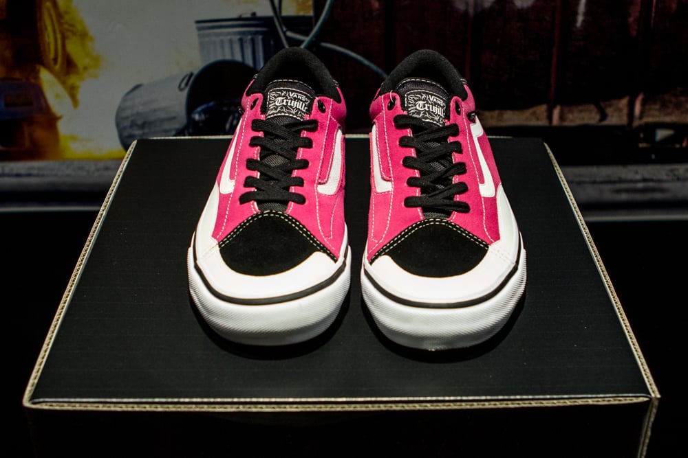 vans tnt adv