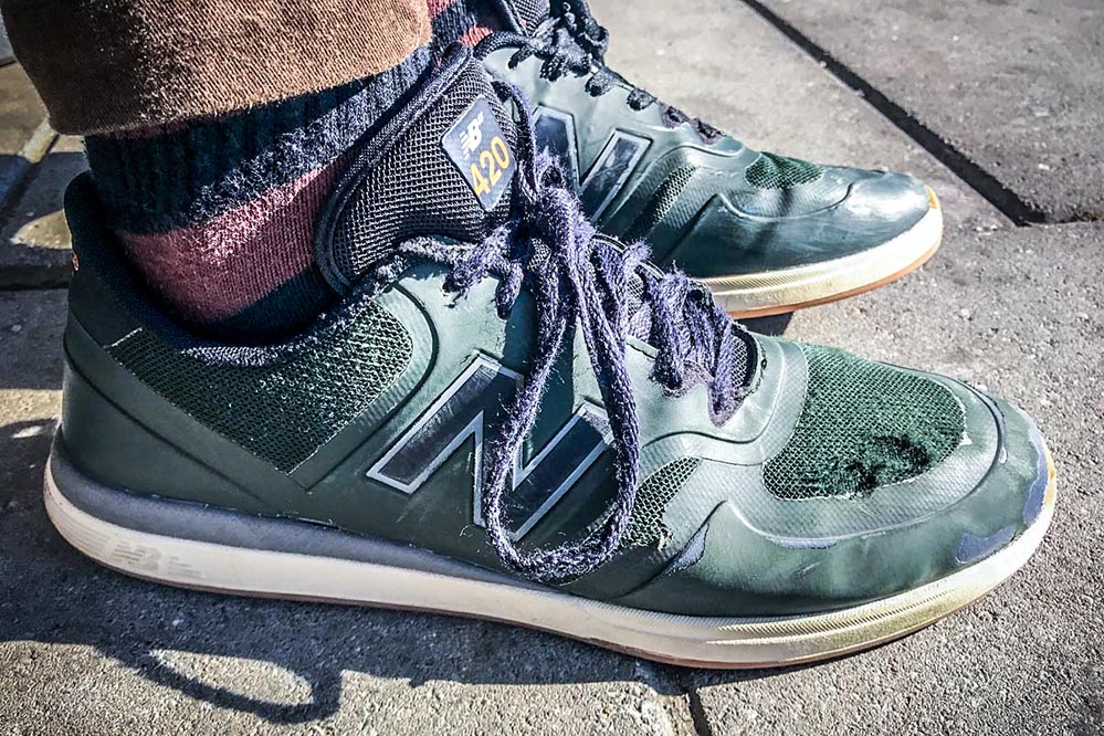 new balance 420 skate shoe