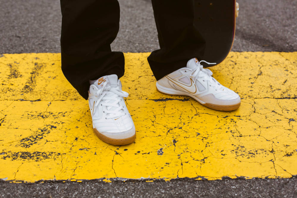 nike sb gato on feet