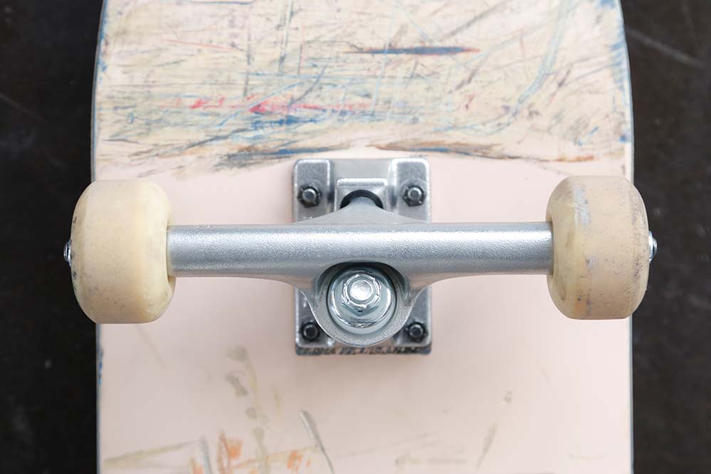 ACE Skateboard Trucks Skate Test - ACE 44 Classic Review