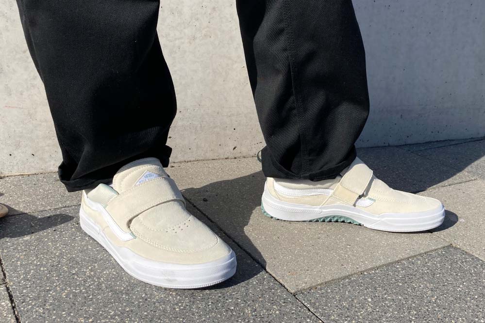 vans with straps on feet