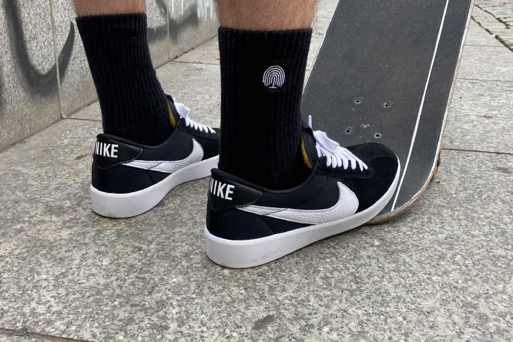 nike sb bruin react on feet