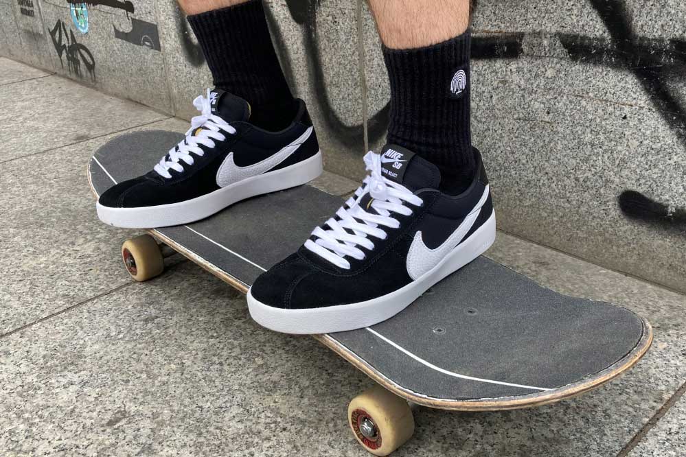 nike sb bruin on feet