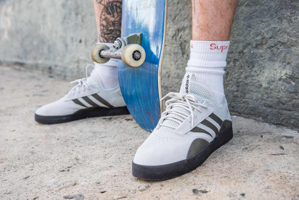 Compra adidas online | skatedeluxe skate shop