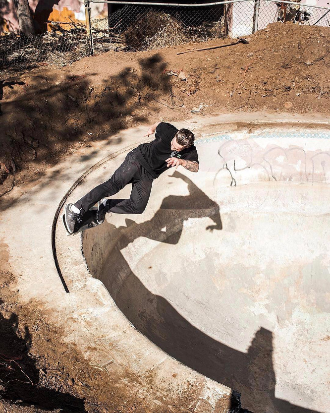 Darkstar Pierre-Luc Gagnon Feeble Grind Darkstar Pierre-Luc Gagnon Feeble Grind