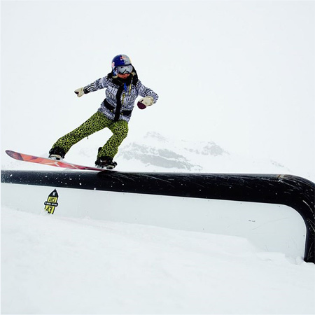 Roxy Snowboarding Boardslide Roxy Snowboarding Boardslide